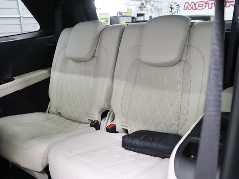 Used 2021 Mercedes-Benz GLS 63 AMG 4MATIC image 22