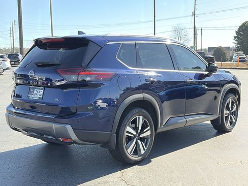 Certified 2024 Nissan Rogue SL w/ SL Premium Package image 6