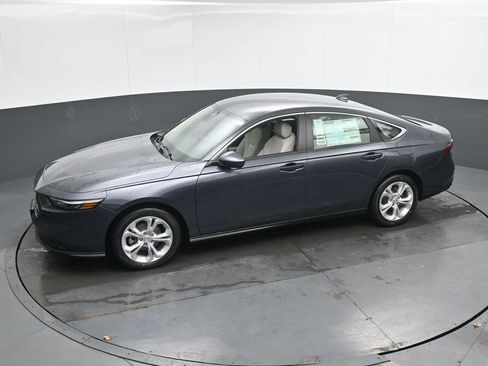 New 2026 Honda Accord LX image 33