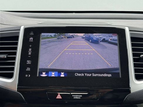 Used 2017 Honda Pilot Touring image 34
