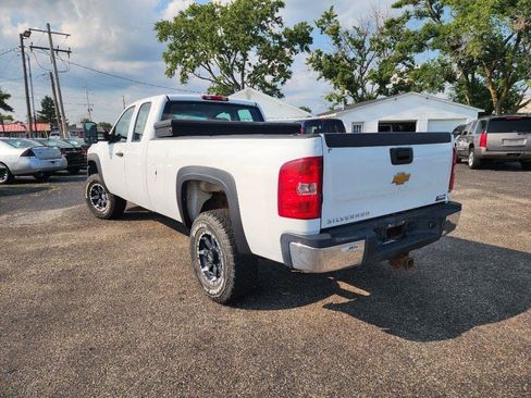 Used 2008 Chevrolet Silverado 2500 W/T w/ Snow Plow Prep Package AWD/4WD image 8