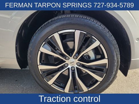 Certified 2023 Volvo XC60 B5 Plus w/ Climate Package image 12
