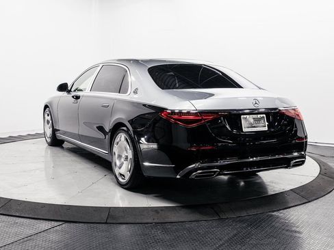 Used 2024 Mercedes-Benz Maybach S 580 4MATIC image 33