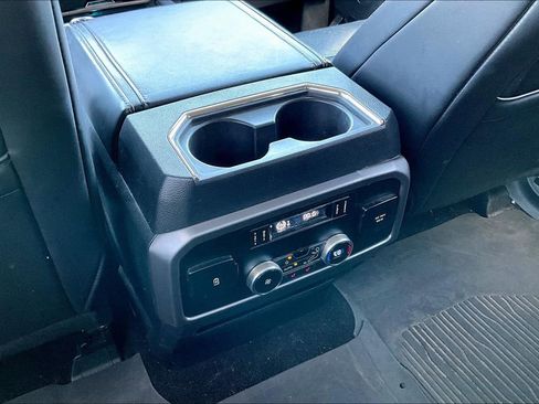 Used 2020 Ford Expedition Platinum image 31