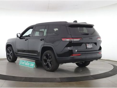 Used 2025 Jeep Grand Cherokee L Altitude AWD/4WD image 8