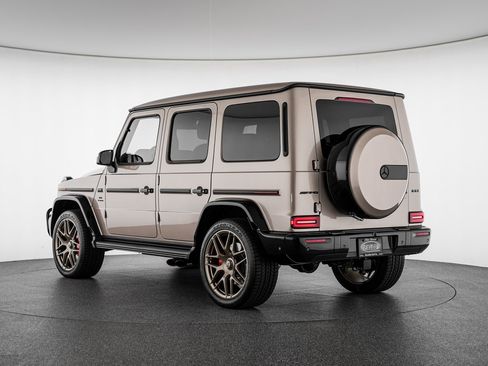 Used 2025 Mercedes-Benz G 63 AMG 4MATIC image 3