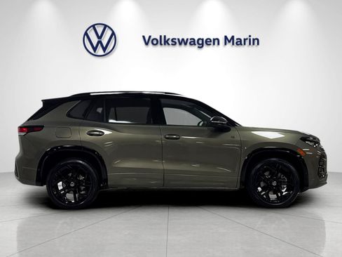 New 2026 Volkswagen Tiguan SE R-Line AWD/4WD image 6