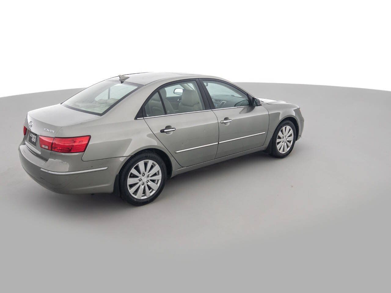 Used 2010 Hyundai Sonata Limited FWD image 5