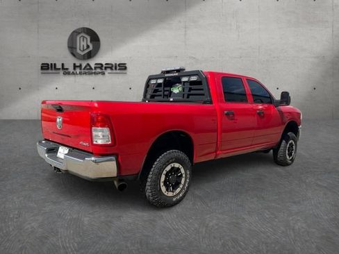 Used 2024 RAM 2500 Tradesman w/ Chrome Appearance Group AWD/4WD image 5