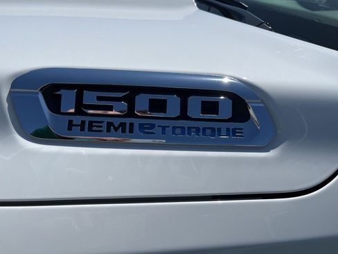 Used 2023 RAM 1500 Big Horn AWD/4WD image 15