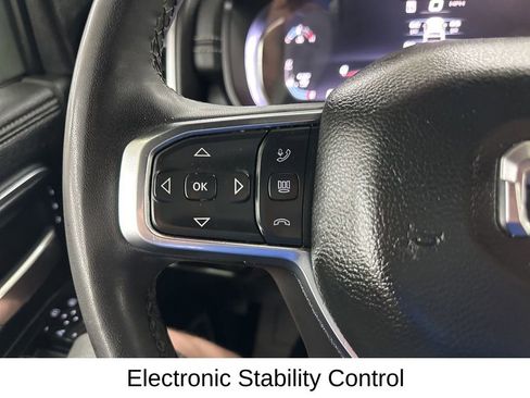 Used 2025 RAM 3500 Laramie AWD/4WD image 40