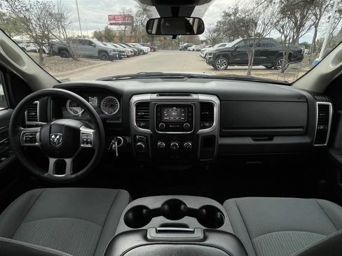 Used 2024 RAM 1500 Classic SLT image 9