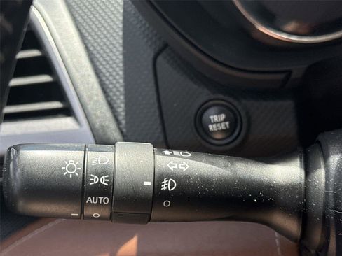 Used 2022 Subaru Forester Touring AWD/4WD image 21