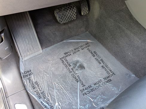 Certified 2024 Porsche Cayenne AWD/4WD image 7