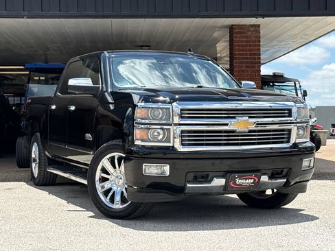 Used 2015 Chevrolet Silverado 1500 High Country w/ High Country Premium Package AWD/4WD image 1
