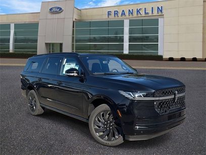 New 2025 Lincoln Navigator L Reserve w/ Jet Appearance Package