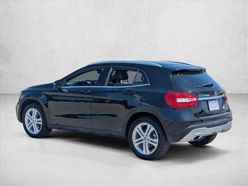 Used 2018 Mercedes-Benz GLA 250 GLA 250 image 8