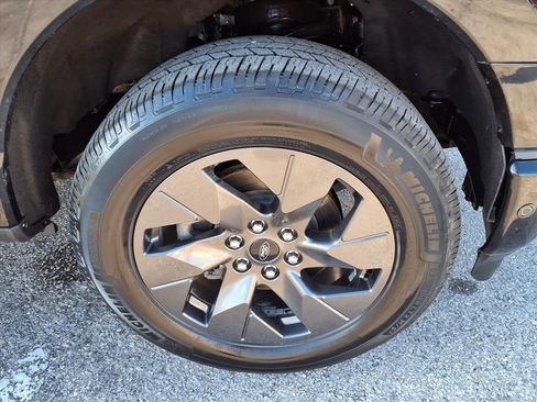 Used 2023 Ford F150 Lightning Lariat w/ Equipment Group 511A High image 8