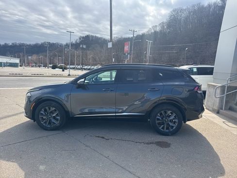 Used 2023 Kia Sportage SX Prestige image 4