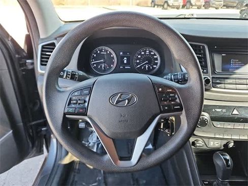 Used 2017 Hyundai Tucson SE image 23