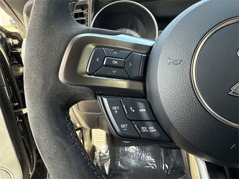 Used 2019 Ford Mustang Shelby GT350 w/ Technology Package image 26