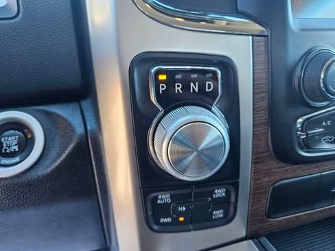 Used 2016 RAM 1500 Laramie w/ Convenience Group AWD/4WD image 24