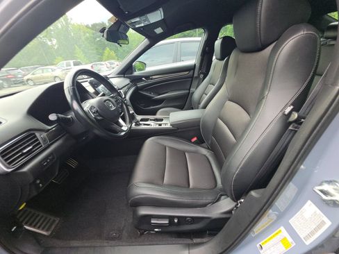 Used 2022 Honda Accord Sport image 3