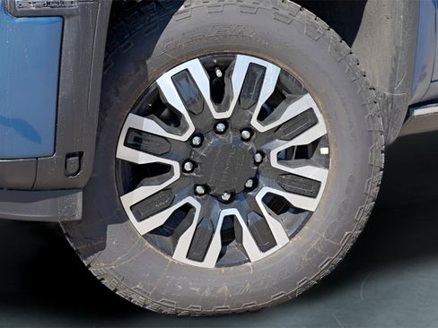 New 2026 GMC Sierra 2500 Denali Ultimate w/ Max Trailering Package image 2