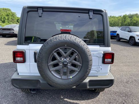 New 2026 Jeep Wrangler Unlimited Sport AWD/4WD image 4