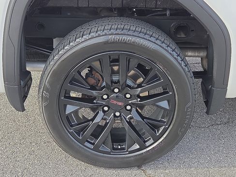 Used 2024 GMC Sierra 1500 Denali w/ Denali Reserve Package image 7