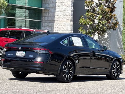 Used 2024 Honda Accord Touring image 4