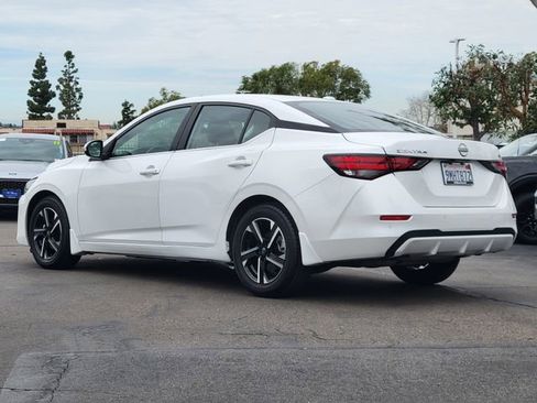 Used 2024 Nissan Sentra SV image 2