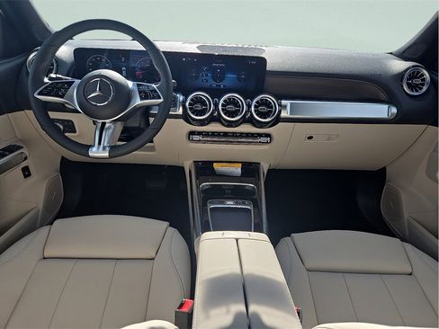 New 2026 Mercedes-Benz GLB 250 250 image 13