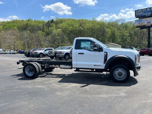 New 2026 Ford F550 4x4 Regular Cab Super Duty image 12