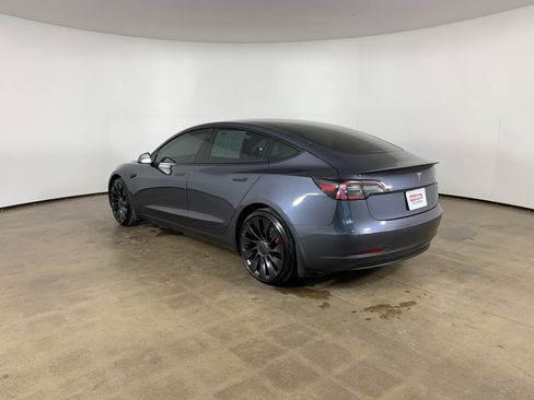 Used 2022 Tesla Model 3 Performance image 17