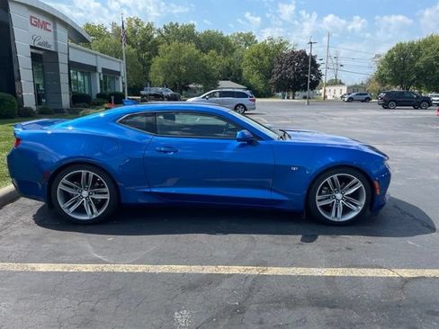 Used 2018 Chevrolet Camaro LT w/ RS Package RWD image 7