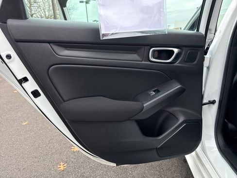 Used 2022 Honda Civic Sport image 16