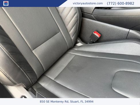 Used 2023 Hyundai Elantra Limited FWD image 23