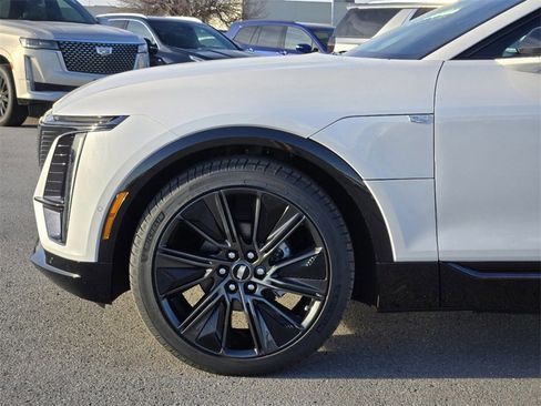 New 2025 Cadillac Lyriq Sport image 8