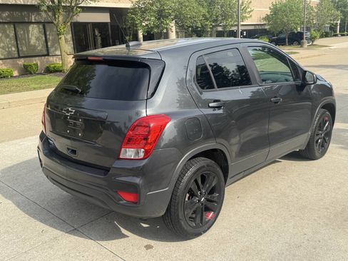 Used 2020 Chevrolet Trax LS w/ Tint and Cruise Package AWD/4WD image 6