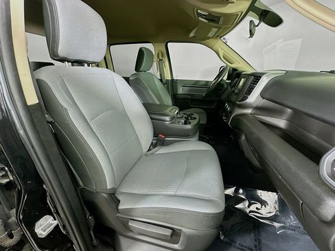 Used 2019 RAM 2500 Big Horn AWD/4WD image 32