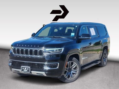 Used 2024 Jeep Wagoneer L Series II w/ Flexible Seating Group AWD/4WD image 1