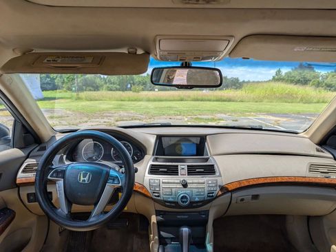Used 2010 Honda Accord EX-L image 36