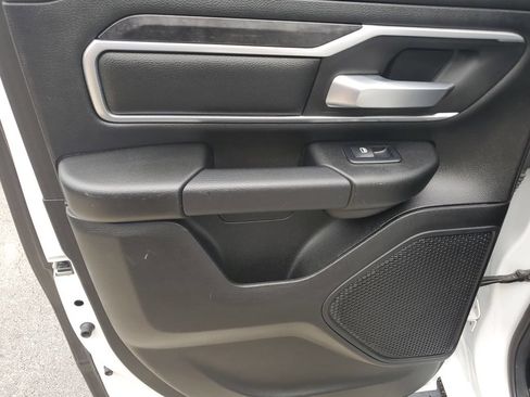 Used 2022 RAM 1500 Big Horn AWD/4WD image 14