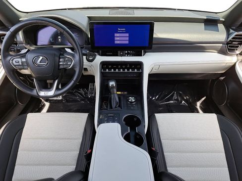 Used 2026 Lexus IS 350 F Sport RWD image 9