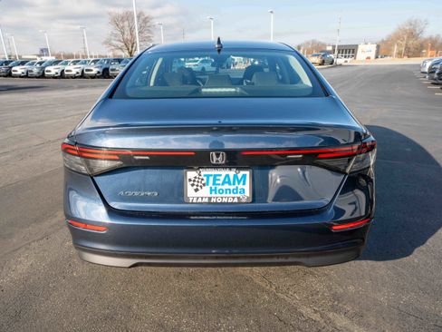 Used 2023 Honda Accord EX image 5