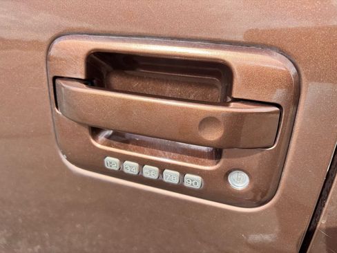 Used 2011 Ford F150 Lariat w/ Lariat Plus Pkg AWD/4WD image 16