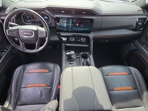 Used 2023 GMC Sierra 1500 AT4 w/ AT4 Premium Package AWD/4WD image 13