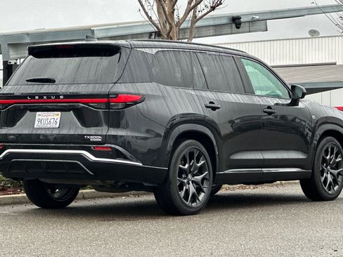Used 2024 Lexus TX 500h AWD image 4