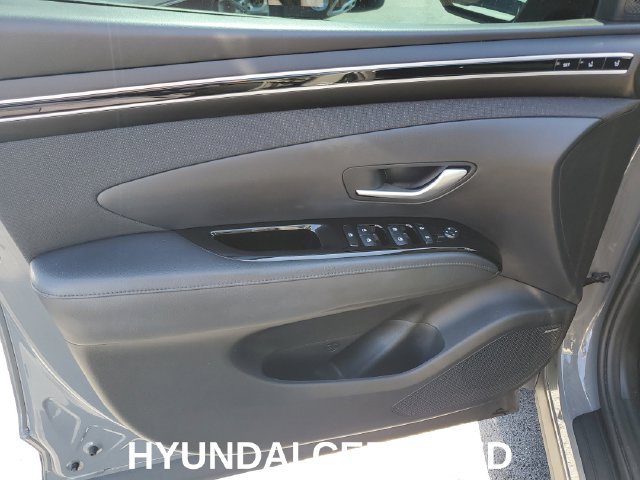 Certified 2024 Hyundai Tucson Limited FWD image 9
